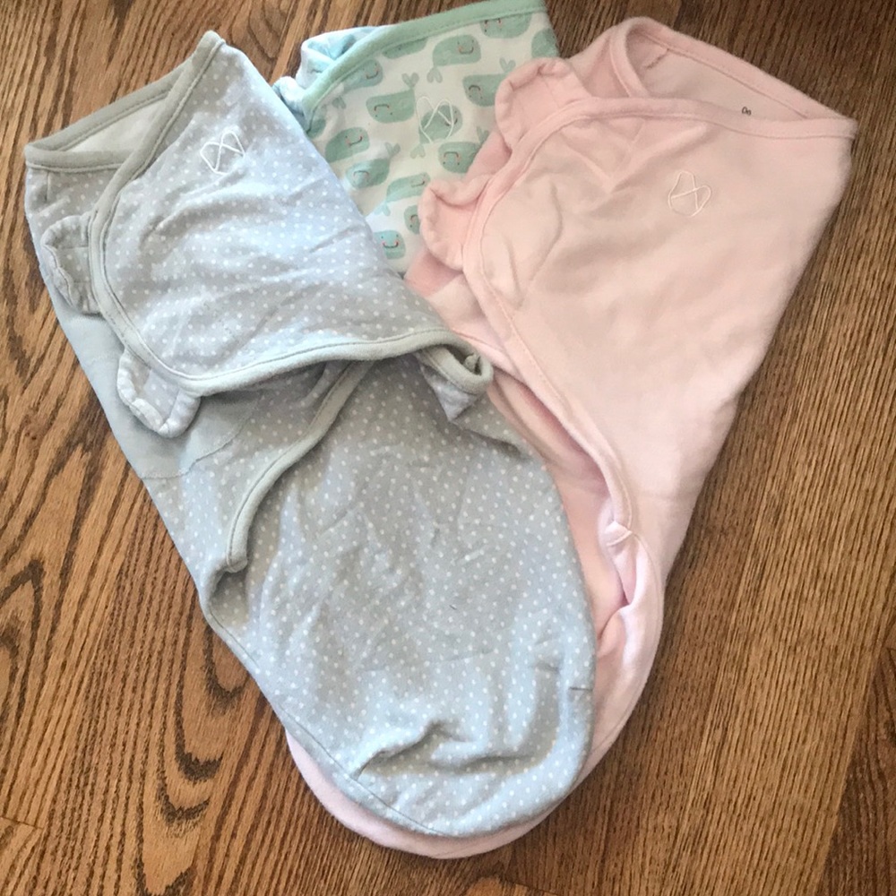 3 pack of infant swaddles